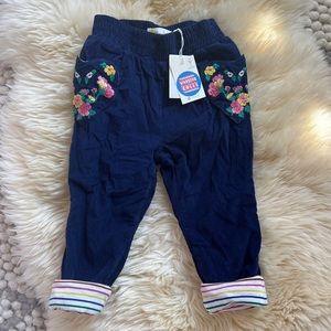 NWT Mini Boden Pull-on Cord Pants With Heart Pockets and  Embroidery (Size 3T)